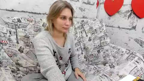 Snapshot of tenderly_sophie chatting on October 22, 2025, 6:13 am tenderly_sophie online show from October 22, 2025, 6:13 am