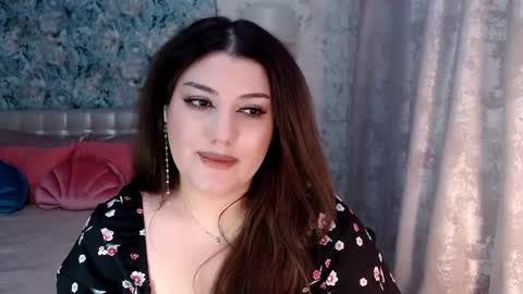 Snapshot of tenderlybae12 chatting on February 24, 2025, 5:33 am Tenderlybae online show from February 24, 2025, 5:33 am