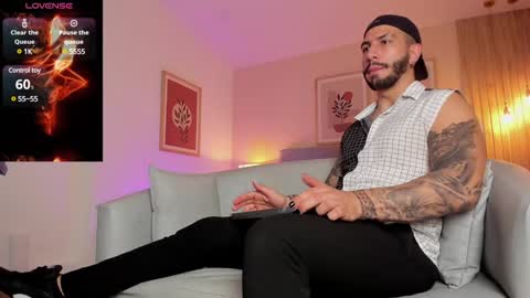 Teo Ferrer online show from February 6, 2025, 8:45 pm