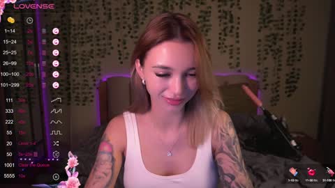 Snapshot of teona_amore chatting on December 7, 2024, 7:16 am Teya online show from December 7, 2024, 7:16 am