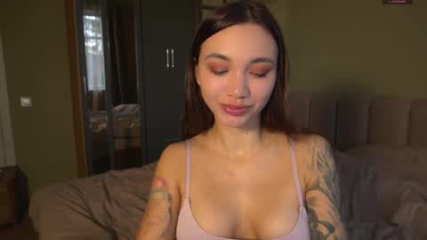 Teya online show from October 14, 2025, 5:30 am