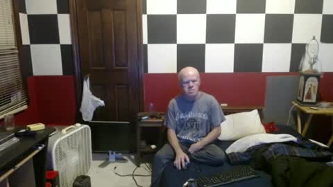 Snapshot of terdy2366 chatting on December 18, 2024, 6:21 am terdy2366 online show from December 18, 2024, 6:21 am