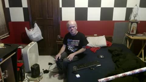 Snapshot of terdy2366 chatting on December 25, 2024, 2:14 am terdy2366 online show from December 25, 2024, 2:14 am