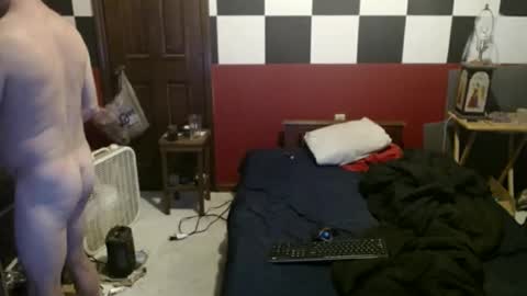 Snapshot of terdy2366 chatting on January 10, 2025, 5:26 am terdy2366 online show from January 10, 2025, 5:26 am