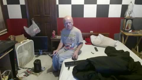 Snapshot of terdy2366 chatting on January 25, 2025, 6:12 am terdy2366 online show from January 25, 2025, 6:12 am