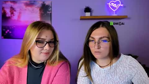 Snapshot of tereza_moon chatting on October 14, 2025, 8:59 am Youre Tereza online show from October 14, 2025, 8:59 am