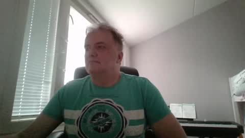 Snapshot of tero007 chatting on September 18, 2025, 9:11 am tero007 online show from September 18, 2025, 9:11 am