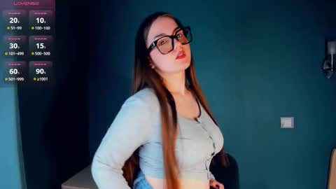 Julia online show from February 13, 2026, 5:20 pm