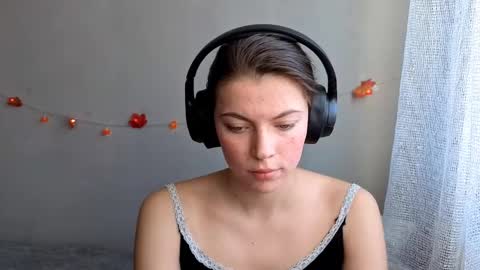 Snapshot of terranaufzinger chatting on October 14, 2025, 4:46 am Anny Simpson online show from October 14, 2025, 4:46 am