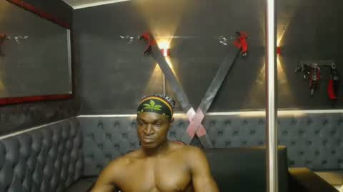 terry_zyzz online show from March 17, 2026, 9:40 pm