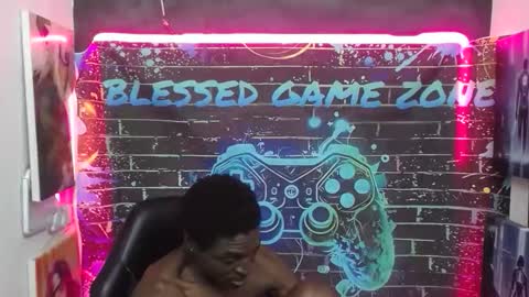 terry_zyzz online show from April 19, 2026, 6:10 pm