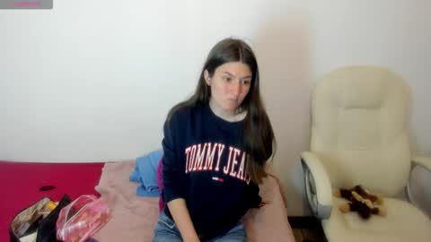 Snapshot of tesa_cute chatting on September 29, 2025, 1:00 am tesa online show from September 29, 2025, 1:00 am