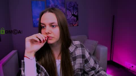 Snapshot of tessa_hit chatting on September 28, 2025, 3:06 pm Tessa online show from September 28, 2025, 3:06 pm