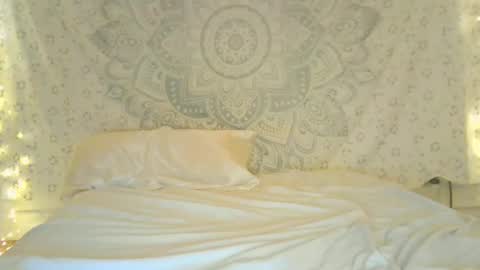 tessatempest online show from November 12, 2025, 5:41 am