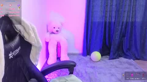 Snapshot of tessawhisnton chatting on January 17, 2025, 2:50 pm Tessy online show from January 17, 2025, 2:50 pm
