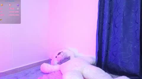 Snapshot of tessawhisnton chatting on January 28, 2025, 4:19 pm Tessy online show from January 28, 2025, 4:19 pm