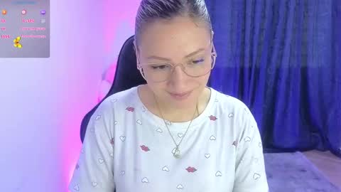 Snapshot of tessawhisnton chatting on February 4, 2025, 1:59 pm Tessy online show from February 4, 2025, 1:59 pm
