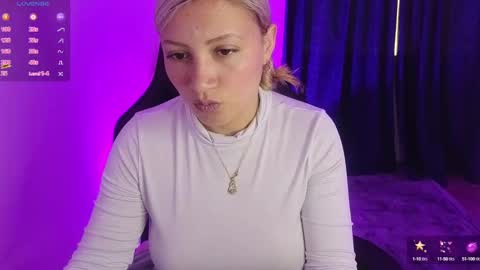 Snapshot of tessawhisnton chatting on February 20, 2025, 4:14 pm Tessy online show from February 20, 2025, 4:14 pm