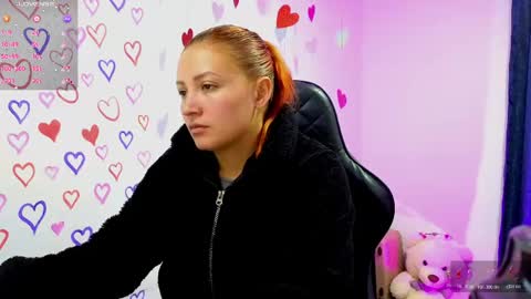 Snapshot of tessawhisnton chatting on April 30, 2026, 4:35 pm Tessy online show from April 30, 2026, 4:35 pm