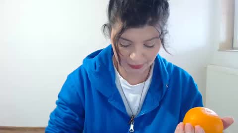 naughty tess online show from February 7, 2025, 8:22 am