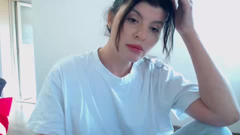 naughty tess online show from February 10, 2025, 9:04 am