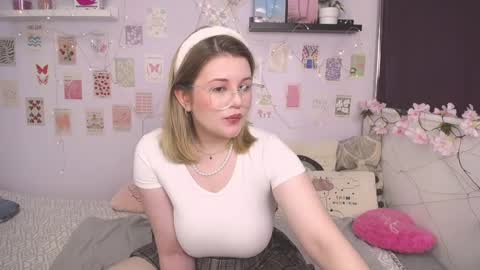 Snapshot of tesspleasure chatting on January 11, 2025, 12:40 pm TESSA online show from January 11, 2025, 12:40 pm