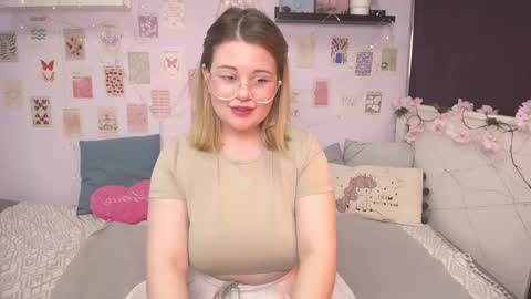 Snapshot of tesspleasure chatting on January 27, 2025, 12:58 pm TESSA online show from January 27, 2025, 12:58 pm