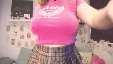 Snapshot of tesspleasure chatting on February 1, 2025, 4:46 am TESSA online show from February 1, 2025, 4:46 am