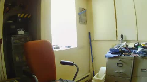 tetuo2 online show from February 9, 2025, 3:56 pm