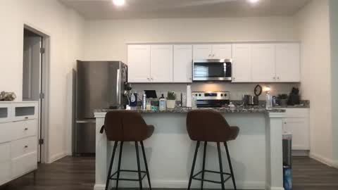 Daphne Summers online show from November 9, 2025, 4:27 pm