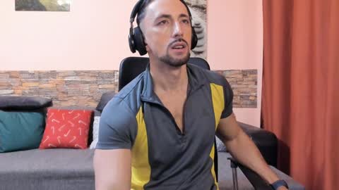 TexasHUNK online show from January 15, 2025, 9:24 am