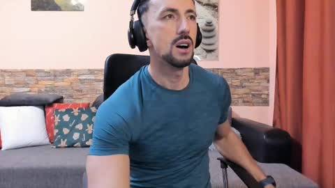 TexasHUNK online show from February 11, 2025, 9:53 am