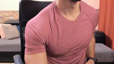 TexasHUNK online show from October 24, 2025, 8:00 am