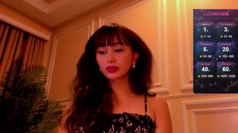 Snapshot of th3r3sa chatting on October 9, 2025, 5:11 pm th3r3sa online show from October 9, 2025, 5:11 pm