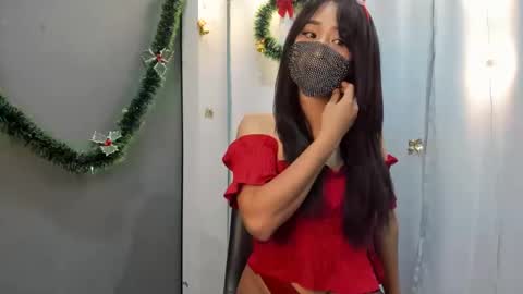 Snapshot of thaidancer chatting on December 25, 2024, 1:42 am CJ online show from December 25, 2024, 1:42 am