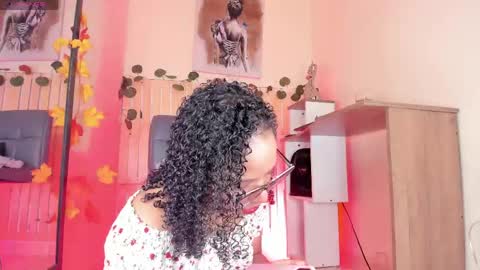 Thais online show from April 15, 2026, 12:56 pm