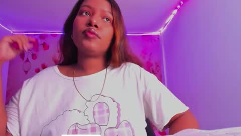 Andreina online show from October 5, 2025, 4:00 am