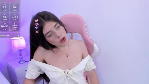 Thalia  online show from March 4, 2026, 8:37 pm