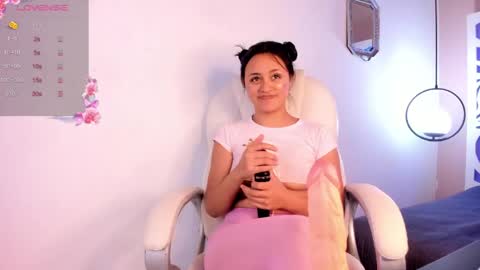 thalia_ecos online show from June 9, 2026, 9:37 pm