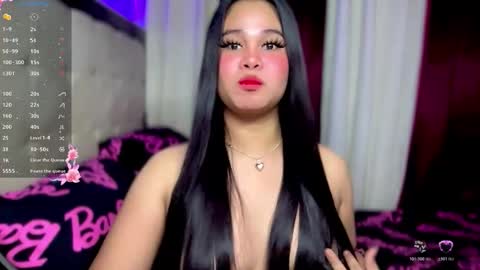 Snapshot of thalia_houston69 chatting on October 22, 2025, 4:24 am Ms. Thalia online show from October 22, 2025, 4:24 am