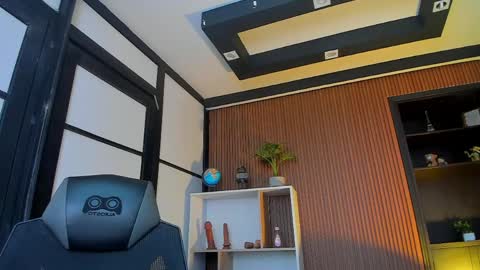 Thalia online show from March 24, 2026, 5:01 am