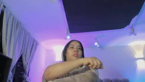 Thalia online show from April 16, 2026, 6:47 am