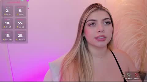 Snapshot of thaliafox_ chatting on March 12, 2025, 5:02 am Thalia online show from March 12, 2025, 5:02 am