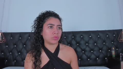 Snapshot of thara_webstter chatting on December 19, 2024, 11:39 am thara webstter online show from December 19, 2024, 11:39 am