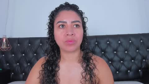 Snapshot of thara_webstter chatting on December 31, 2024, 11:42 am thara webstter online show from December 31, 2024, 11:42 am