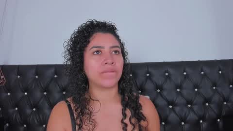 Snapshot of thara_webstter chatting on January 11, 2025, 2:47 pm thara webstter online show from January 11, 2025, 2:47 pm