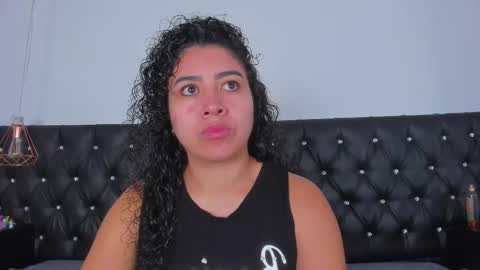 Snapshot of thara_webstter chatting on March 12, 2025, 11:31 am thara webstter online show from March 12, 2025, 11:31 am