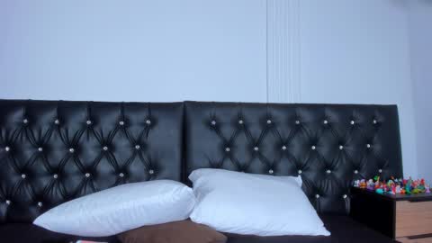 Snapshot of thara_webstter chatting on October 14, 2025, 11:55 am thara webstter online show from October 14, 2025, 11:55 am