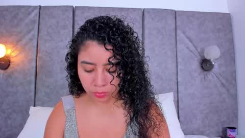 thara webstter online show from November 24, 2025, 11:32 am