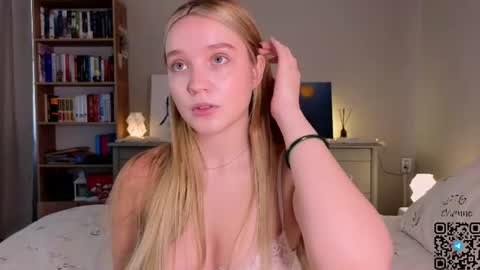 Snapshot of thatonerabbit chatting on June 28, 2026, 2:01 pm Alice online show from June 28, 2026, 2:01 pm